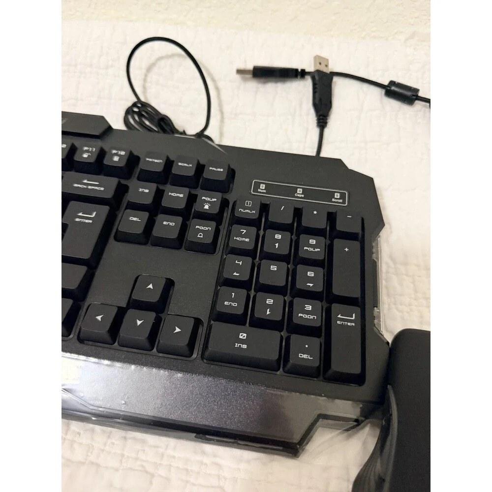 MSI K322 M321  COMBO US keyboard And Mouse Open Box unused